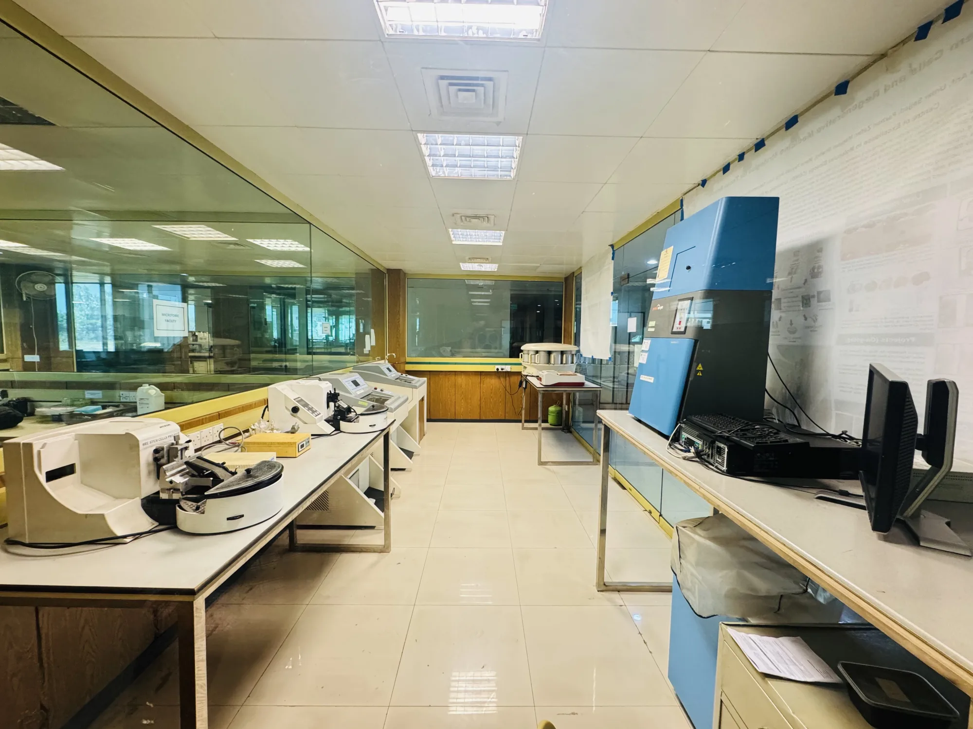 Microscopy and instrumentation laboratory at CEMB