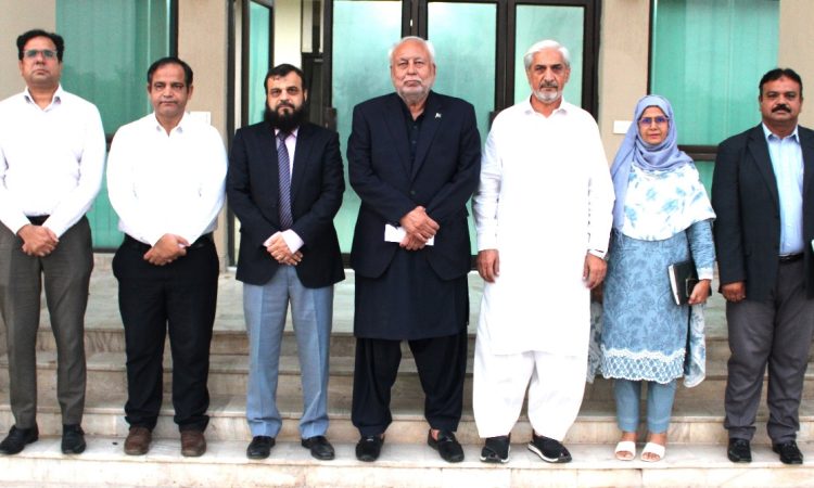 Chairman of Four Brothers Group, Engr. Jawed Salim Qureshi (Sitara-e-Imtiaz), paid a cordial visit to the Centre of Excellence in Molecular Biology (CEMB), University of Punjab, Lahore