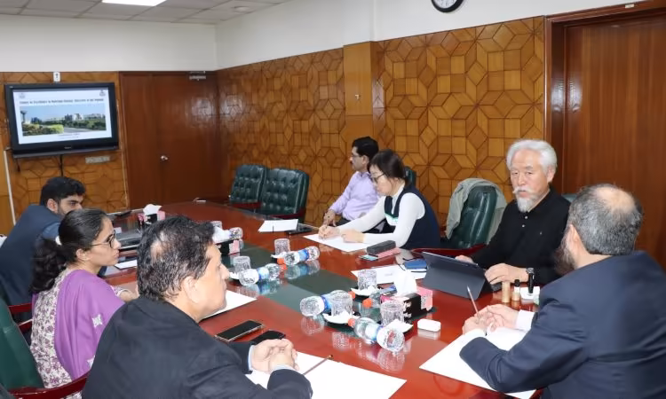 CEO and Managing Director of Joonae Korea visit CEMB for Collaborative Discussions