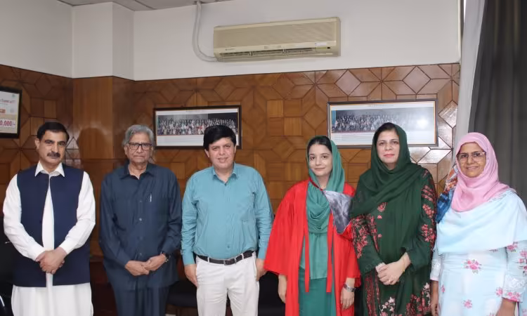 MS Mariam Naveed successfully defends PhD Thesis