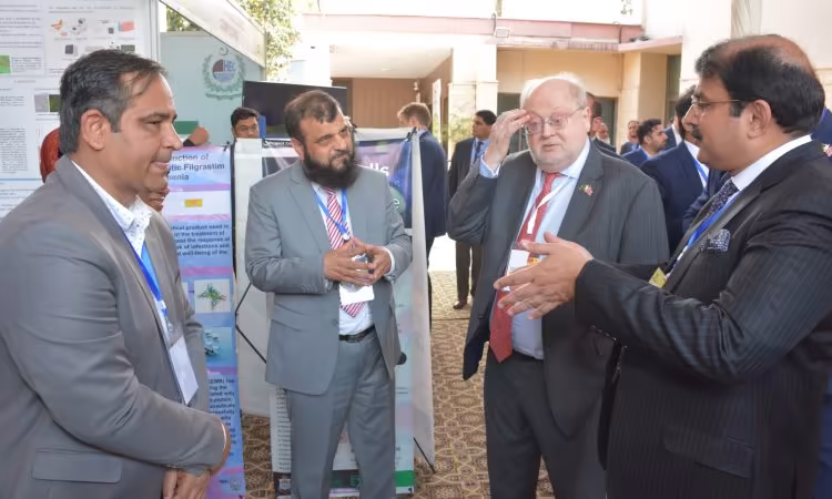 Centre of Excellence in Molecular Biology (CEMB) Showcases Groundbreaking Products to UK Higher Education Delegation in Islamabad