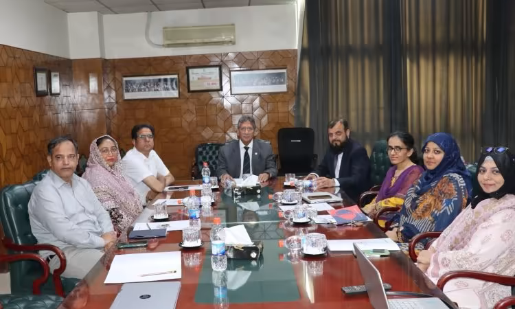 Prof. Dr. M. Aslam Baig, Secretary General of Pakistan Academy of Sciences, Visits CEMB