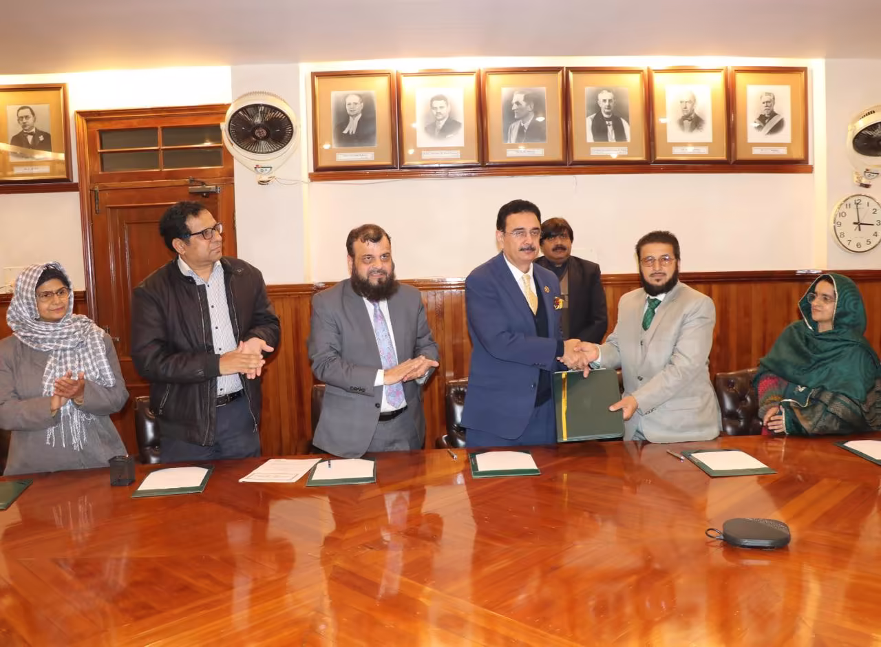University of the Punjab-CEMB Signs Two Landmark Agreements to Advance Crop Research