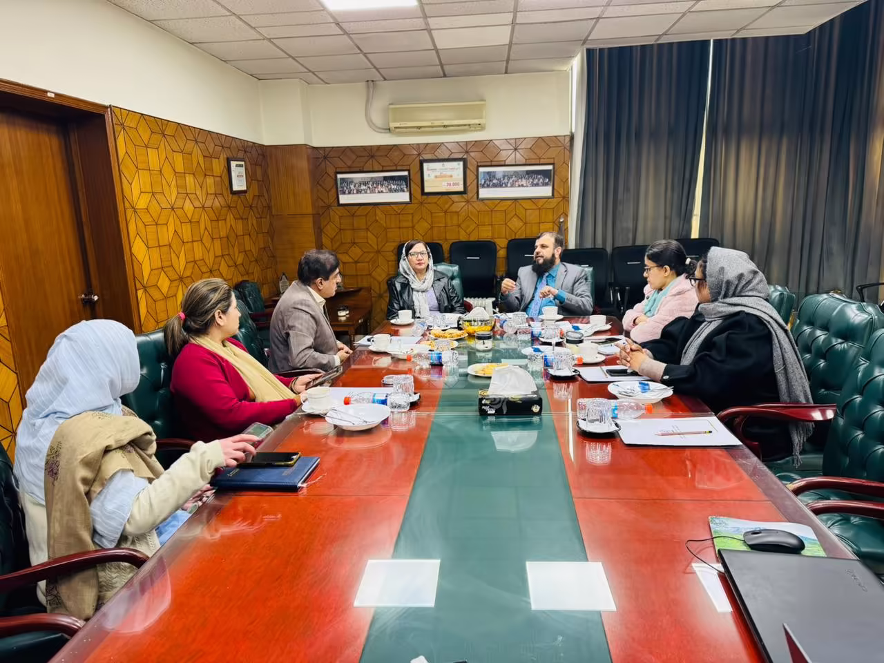 Strengthening Academic–Clinical Collaboration: Dr. Tayyiba Wasim, Principal of AIMC, and Dr. Yawar Sajjad, CEO of JBRSC Lahore Visit PU-CEMB
